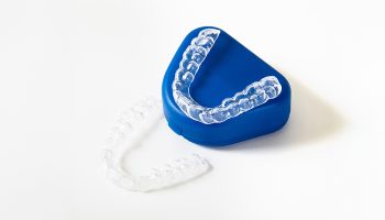 Invisalign and Oral Health: How Clear Aligners Can Benefit Your Teeth